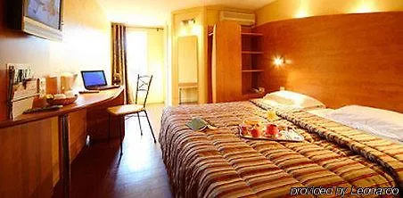 Brit Hotel Avignon Sud Le Calendal Frankrijk